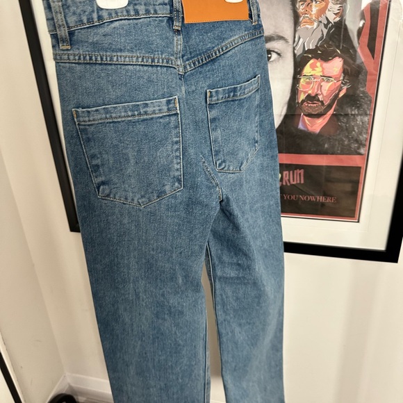 Embroidered Jeans - Picture 4 of 4